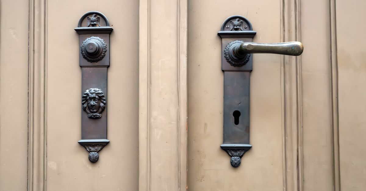 Mortise Lock vs. Door Knob Lock: Which Belongs on Your Dayton Door? — Dixie Locksmith