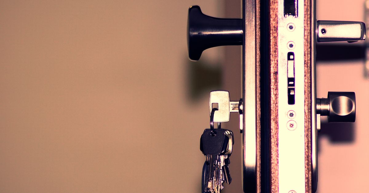 locksmith service technician — Dixie Locksmith